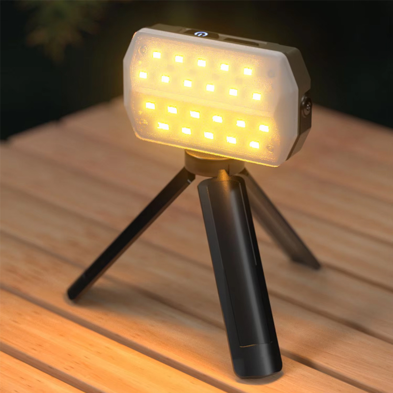 Lanterna da campeggio esterna  - Battery Outdoor Camping recensione e prezzo